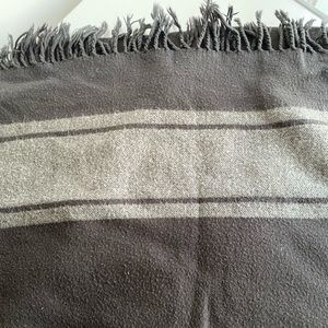 Banana Republic black and gray scarf with fringes